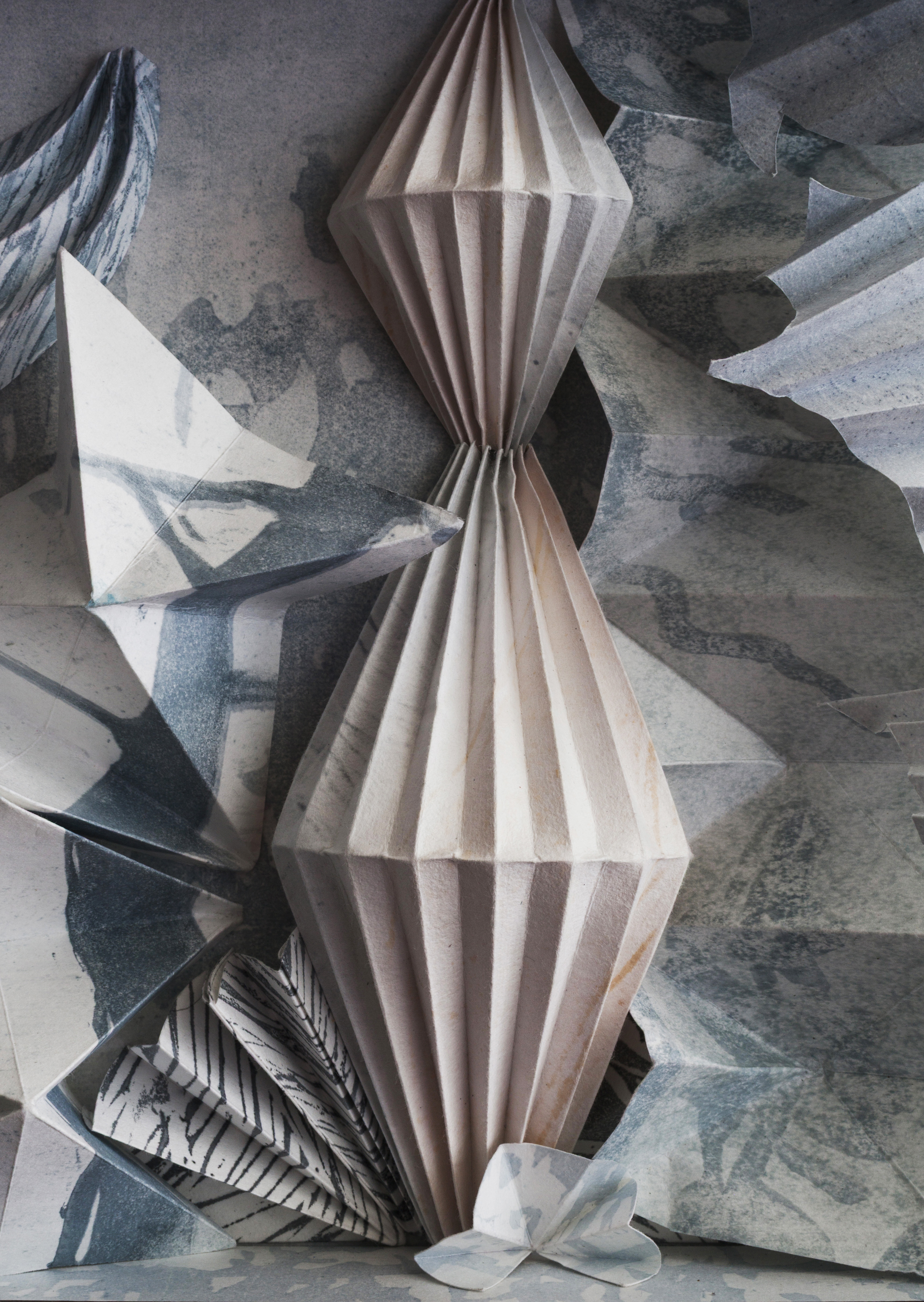 AndreaGArtz_Detail3b_Lost-in-Nebulous-Time_Panel02_JapaneseWoodcut_28x112x5.5_2026_UK